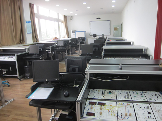 KH-059型PLC S7-300西門(mén)子網(wǎng)絡(luò)型實(shí)驗(yàn)臺(tái) KH-059型PLC S7-300西門(mén)子網(wǎng)絡(luò)型實(shí)驗(yàn)臺(tái)